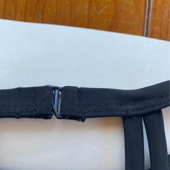 Women’s SIMON CHANG one piece bathing suit. Black with gold. Size US 8. NWOT - Picture 7 of 7